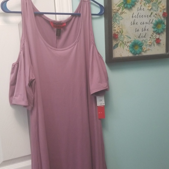 Cold shoulder dress - Picture 1 of 2